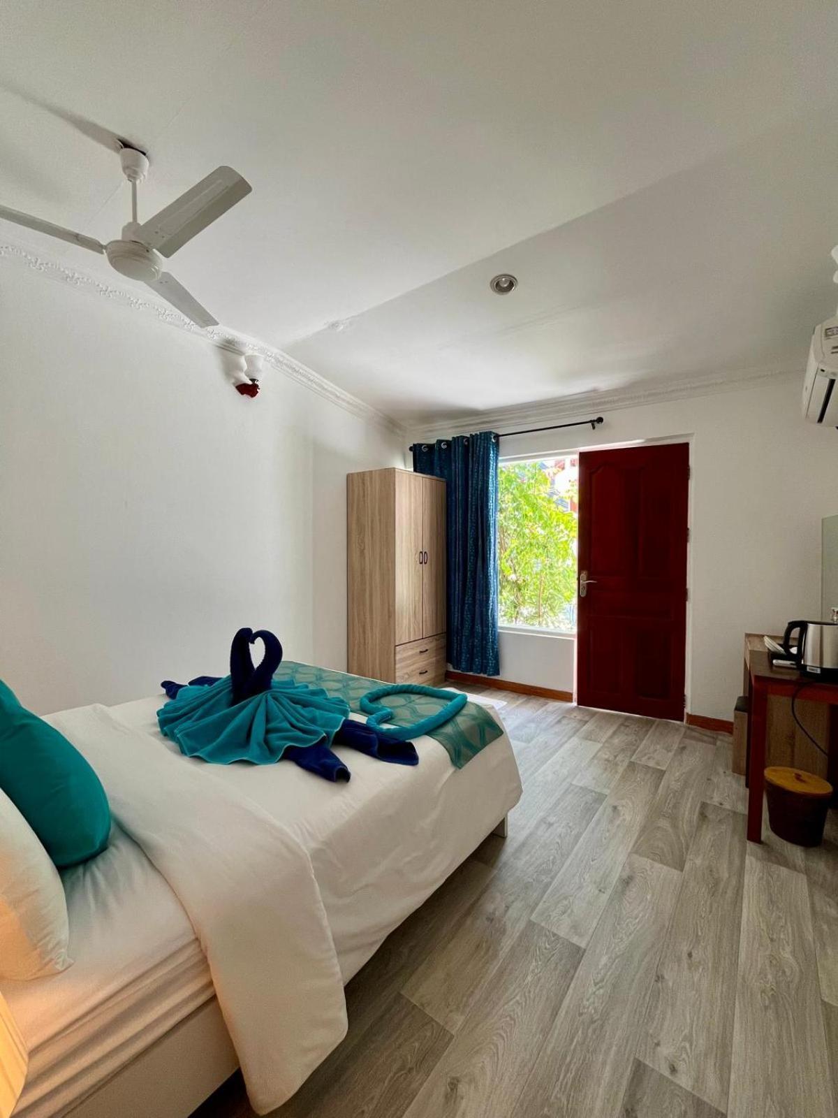 Ithaa Dhigurah - Feel Like Home Stay Exterior photo