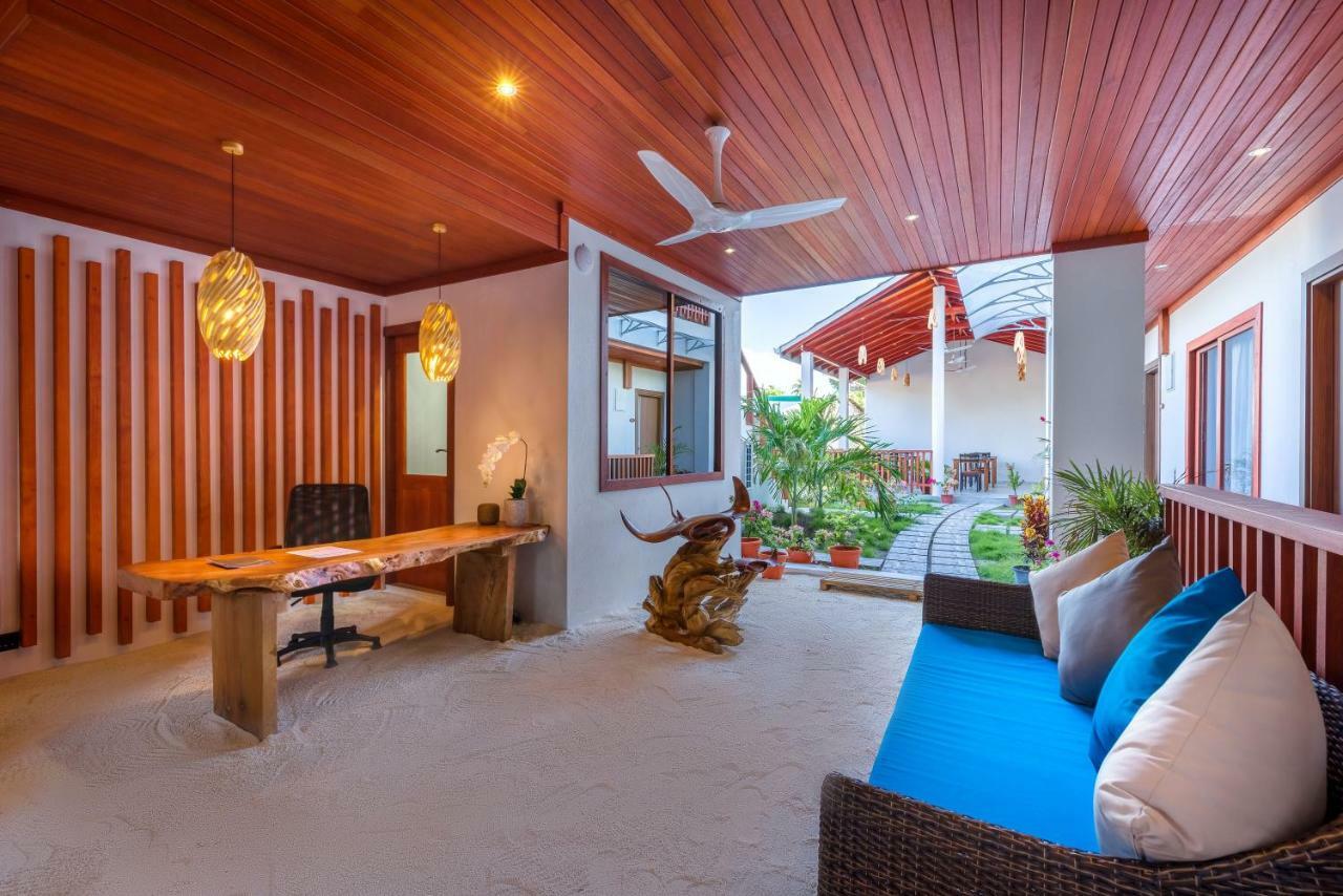 Ithaa Dhigurah - Feel Like Home Stay Exterior photo